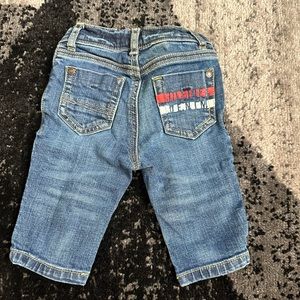 Baby Tommy jeans